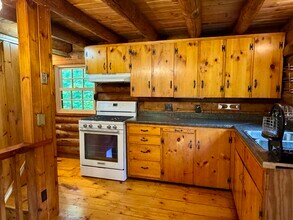 50 Doc's Dr in Grantham, NH - Building Photo - Building Photo