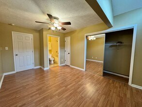 2915 Rio Dosa Dr in Lexington, KY - Building Photo - Building Photo