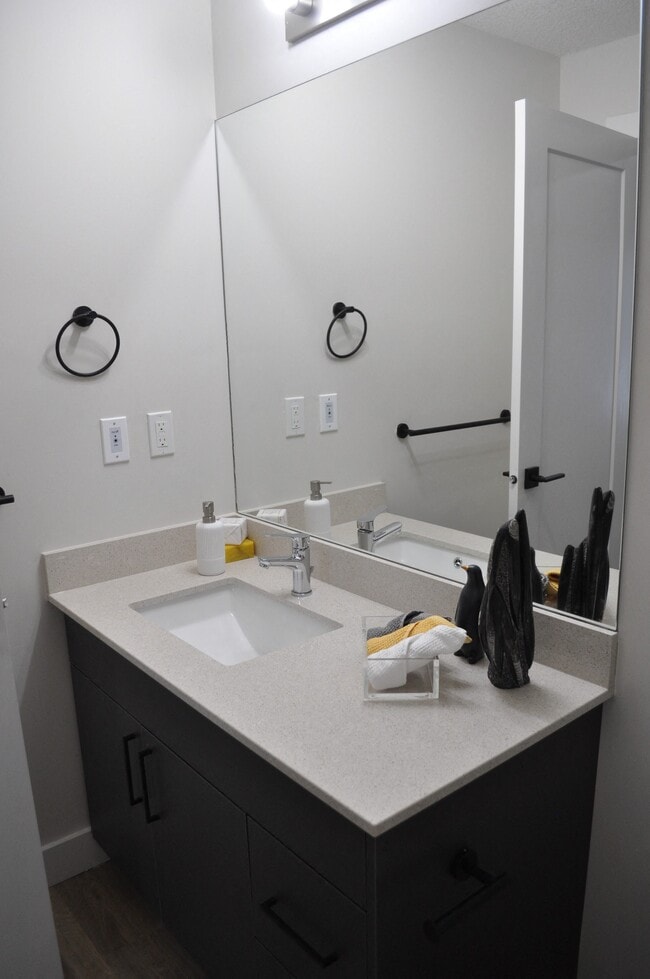 The Laurent at Laurel in Edmonton, AB - Building Photo - Building Photo
