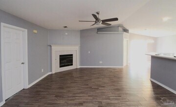 1118 Calinda Dr in Pensacola, FL - Building Photo - Building Photo