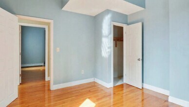 15 North Beacon St, Unit 803 in Boston, MA - Building Photo - Building Photo