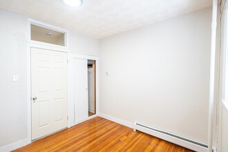 20 Breed St, Unit 1 in Boston, MA - Building Photo - Building Photo