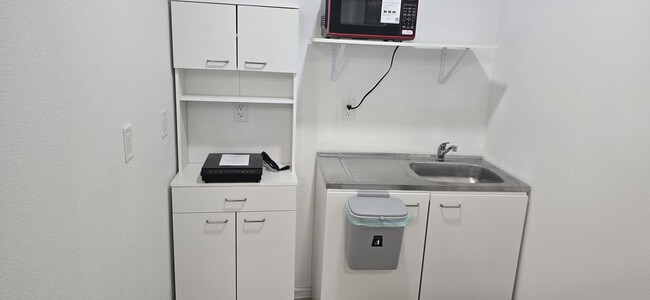 551 Albatross Dr in Kissimmee, FL - Building Photo - Building Photo