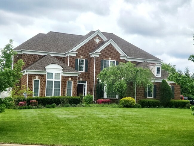 property at 25580 Fishers Hill Ct