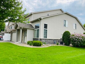 363 Ojibway Path in Lino Lakes, MN - Building Photo - Building Photo