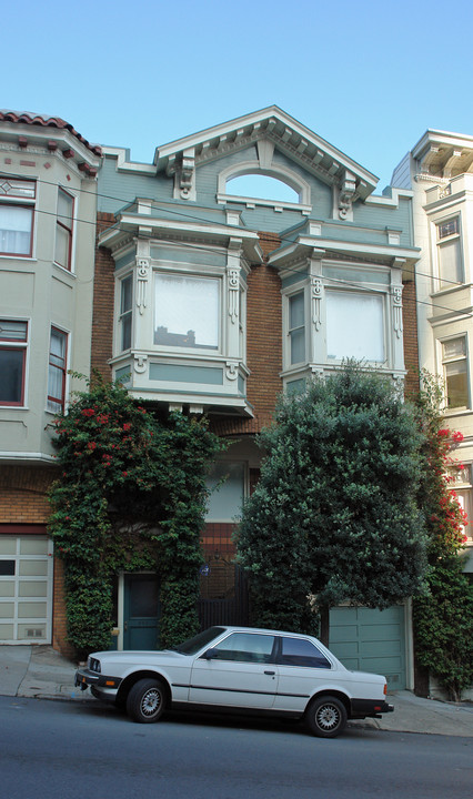 924 Union St in San Francisco, CA - Building Photo