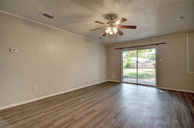 1417 Norwood Dr in Hurst, TX - Building Photo - Building Photo