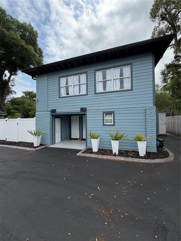 property at 1423 Asher Ln
