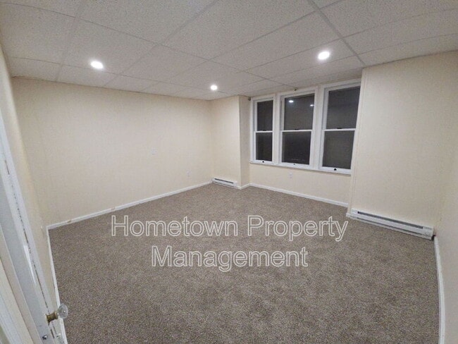 3623 Derry St in Harrisburg, PA - Foto de edificio - Building Photo