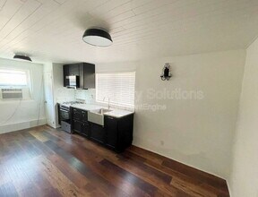 300 San Pasquale Ave NW in Albuquerque, NM - Building Photo - Building Photo