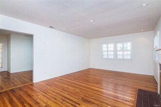 1241 Moncado Dr in Glendale, CA - Building Photo - Building Photo