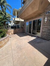212 9th St in Huntington Beach, CA - Building Photo - Building Photo