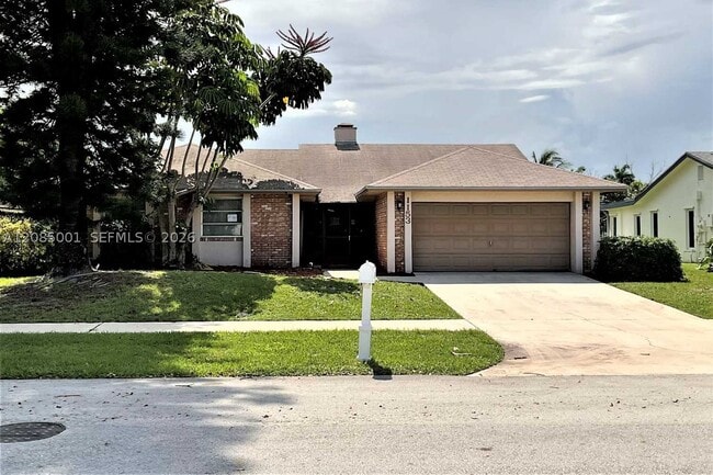 1153 SW 25th Ave