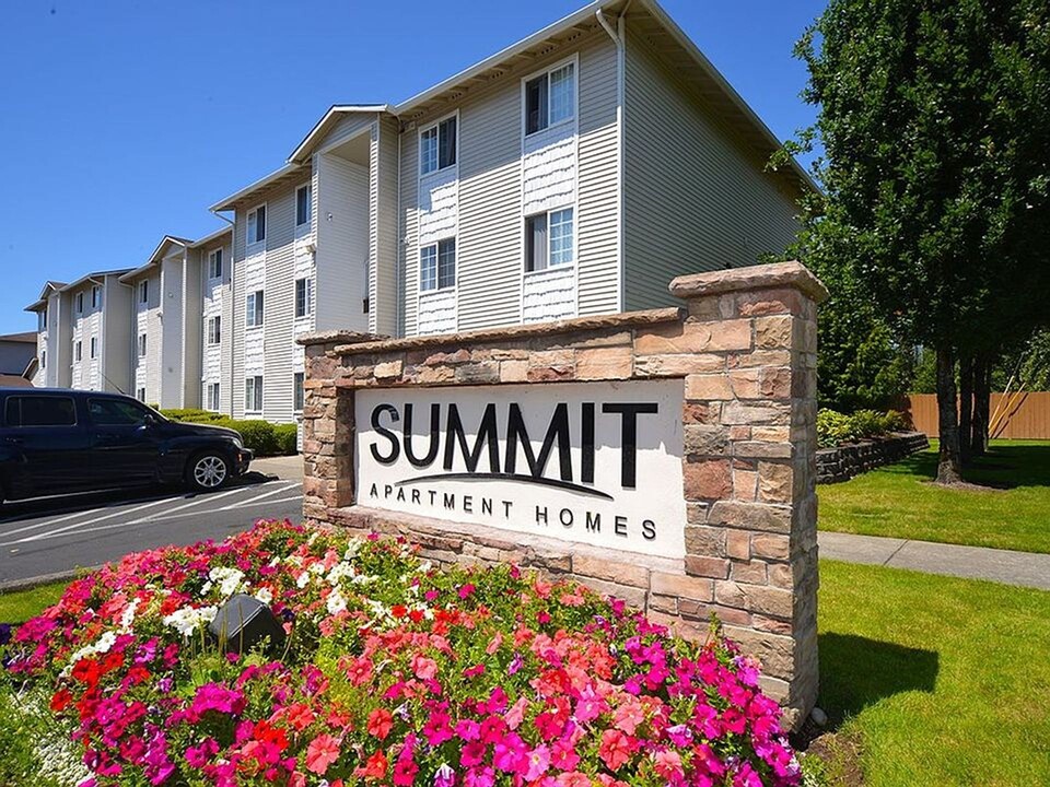 The Summit Apartments in Tacoma, WA - Foto de edificio