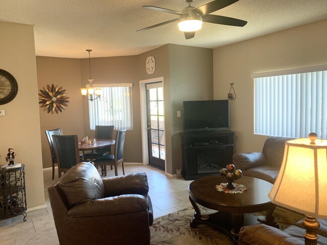 145 N 74th St-Unit -248 in Mesa, AZ - Foto de edificio - Building Photo