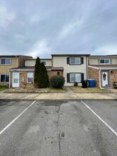 3557 Sierra Arch in Virginia Beach, VA - Foto de edificio - Building Photo