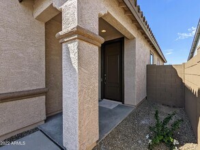 16846 W Las Palmaritas Dr in Waddell, AZ - Foto de edificio - Building Photo