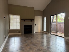 2611 Grants Lake Blvd in Sugar Land, TX - Building Photo - Building Photo