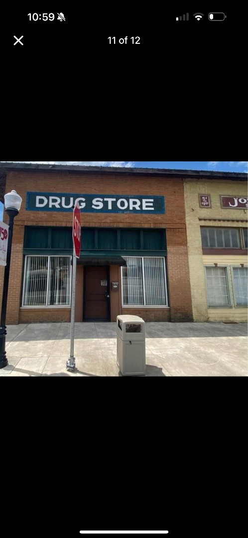 property at 100 W Duval St