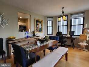 135 S 19th St in Philadelphia, PA - Building Photo - Building Photo