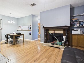 2901 San Jacinto Blvd in Austin, TX - Building Photo - Building Photo