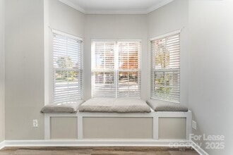 10974 Heritage Green Dr in Cornelius, NC - Building Photo - Building Photo