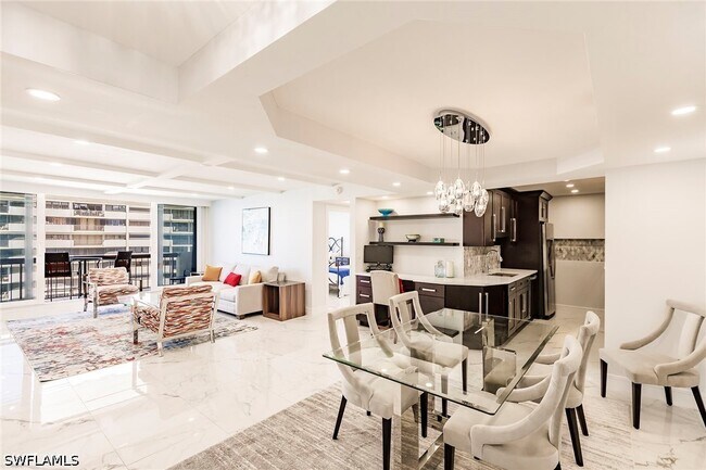 property at 4001 Gulf Shore Blvd N