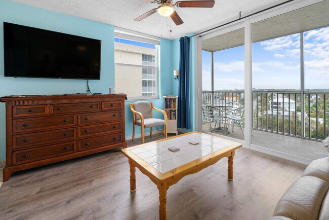 5700 Bonita Beach Rd SW in Bonita Springs, FL - Building Photo - Building Photo