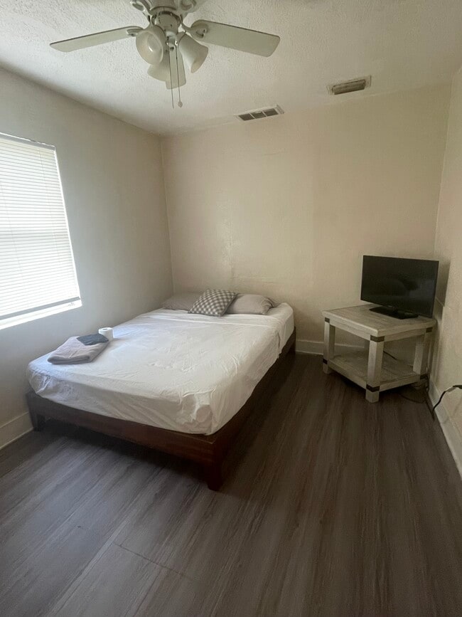 property at 2421 11th St S