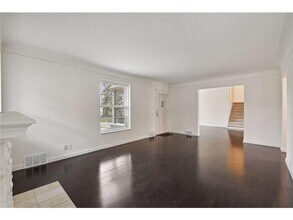 301 Turnpike Rd in Minneapolis, MN - Building Photo - Building Photo