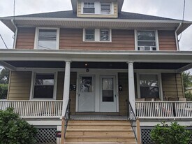 17 Somerset St, Unit 1 in Somerville, NJ - Building Photo