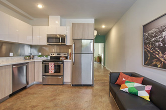 Cactus Apartments in Los Angeles, CA - Building Photo - Building Photo