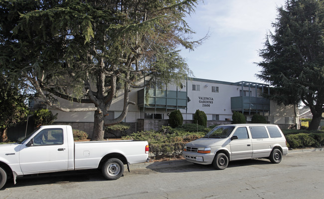 Valencia Gardens in Hayward, CA - Building Photo - Building Photo