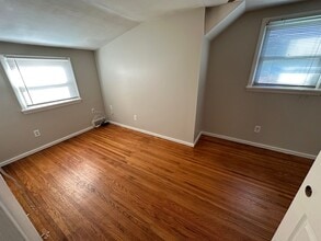 2139 Westside Dr in Rochester, NY - Building Photo - Building Photo