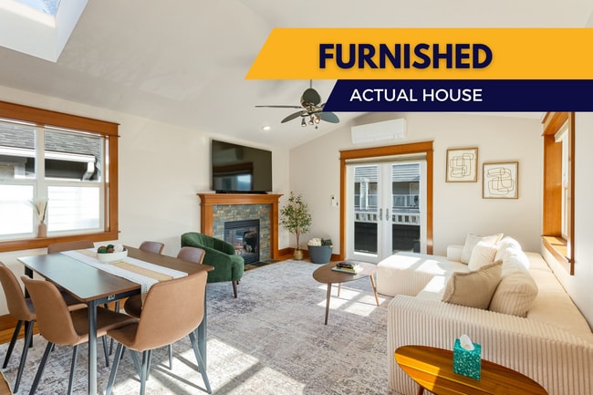 property at 3006 SW Hinds St