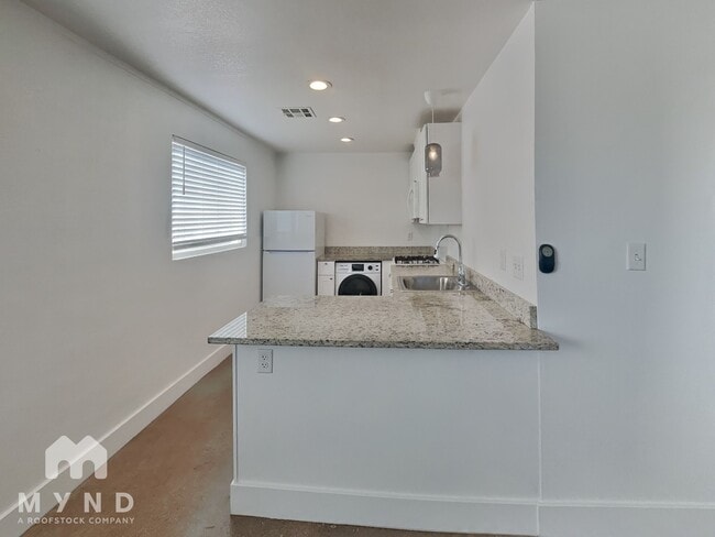 4824 E Willetta St in Phoenix, AZ - Building Photo - Building Photo