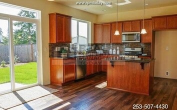 20520 80th Ave E in Spanaway, WA - Building Photo - Building Photo
