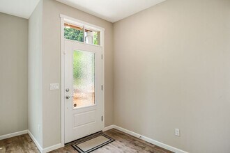 7119 NE 152nd Pl in Vancouver, WA - Foto de edificio - Building Photo