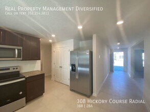 308 Hickory Course Radial in Ocala, FL - Foto de edificio - Building Photo