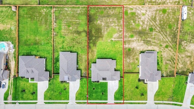 395 Hunter Rnch Wy in Dayton, TX - Building Photo - Building Photo