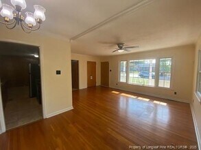 1318 Camelot Dr in Fayetteville, NC - Building Photo - Building Photo