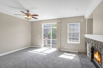 3152 Taunton St in Elgin, IL - Building Photo - Building Photo