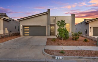 216 Staffs Way in El Paso, TX - Building Photo