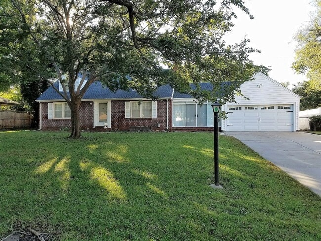 property at 1639 N Garland St