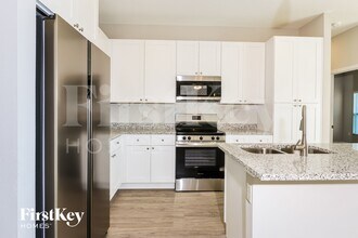 3198 Halsey Ave SE in Palm Bay, FL - Building Photo - Building Photo