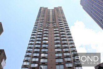 35 W 33rd St in New York, NY - Building Photo - Building Photo