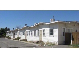 3015 Potomac Ave in Bakersfield, CA - Building Photo