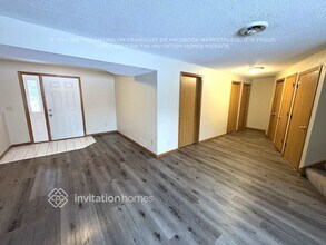 3746 Hamlet Ave N in Oakdale, MN - Building Photo - Building Photo