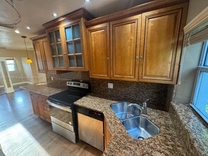 421 Grand Concourse in Miami Shores, FL - Building Photo - Building Photo