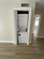 10900 Royal Palm Blvd, Unit 10924 in Coral Springs, FL - Building Photo